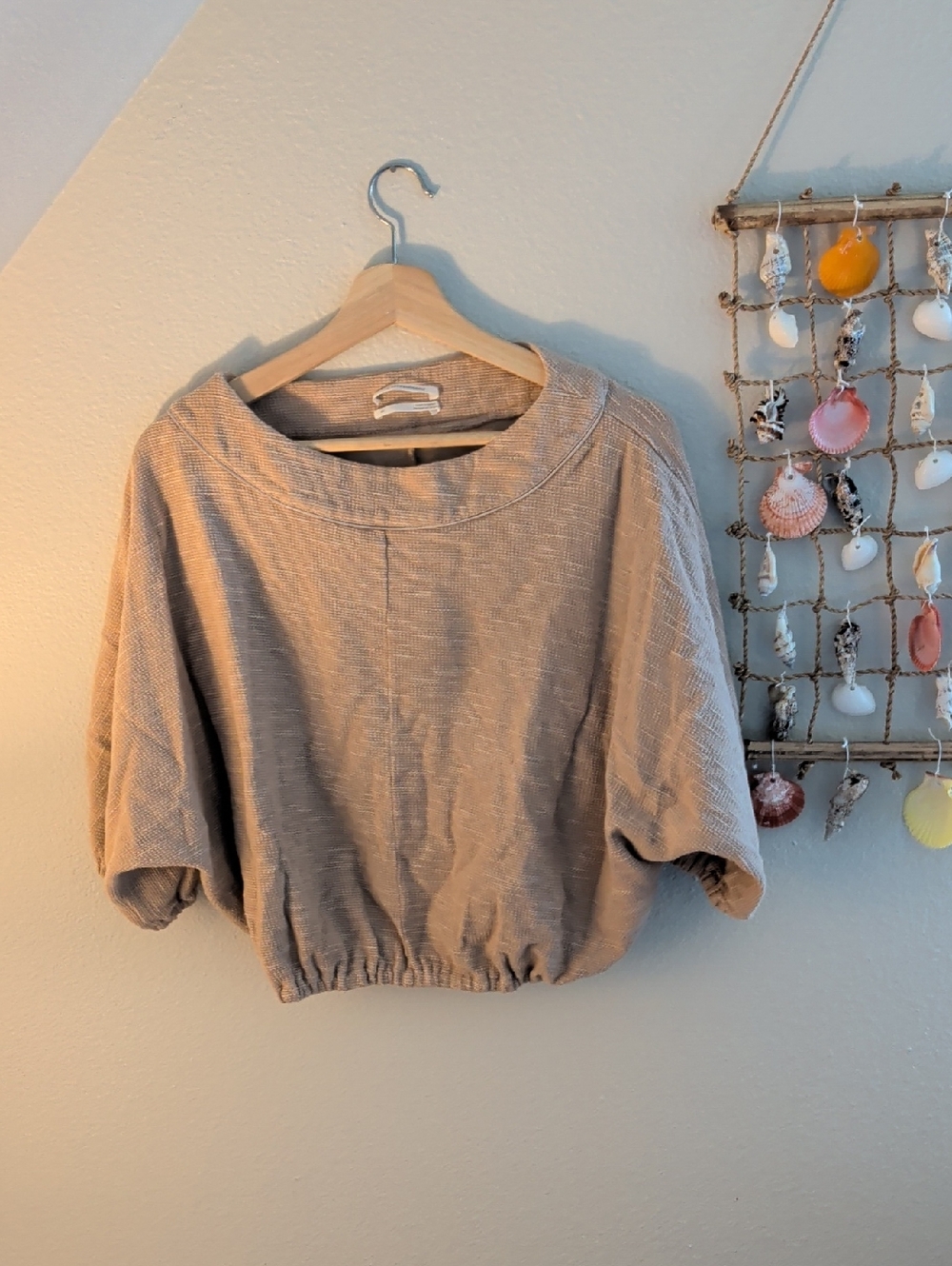 Anthropologie Light Pink/ Beige Cropped Pullover with Elastic Hem